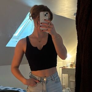 Black Fitted Crop Tank Top